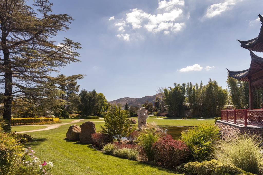 Four Seasons Hotel Westlake Village Exterior foto